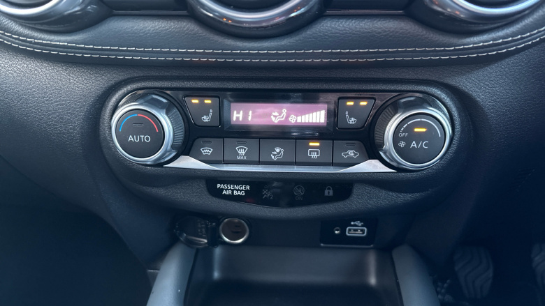 Nissan Juke 1.0 DiG-T Tekna 5dr Petrol Hatchback